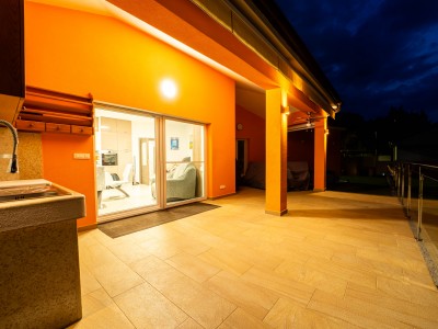 PRESTIGEHAUS MIT POOL – NUR 50 m VOM MEER 27