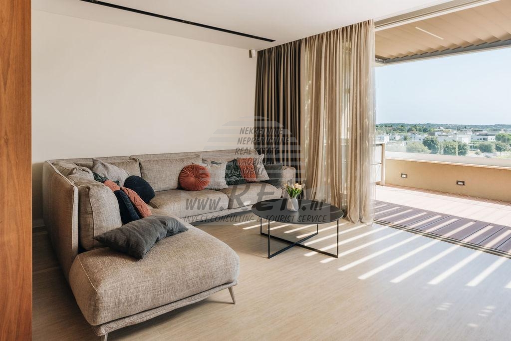 Luxuriöse Wohnung zum Verkauf im schönen Novigrad mit Meerblick 11