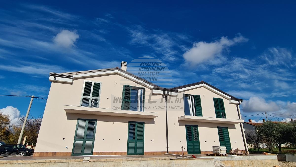 Casa nelle vicinanze di Umag con 4 apartamenti - nella fase di costruzione 1