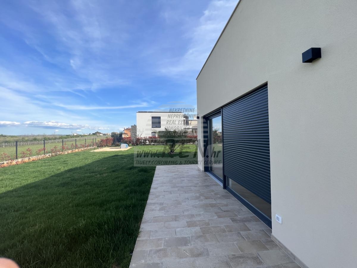 Villa in the vicinity of Novigrad 23