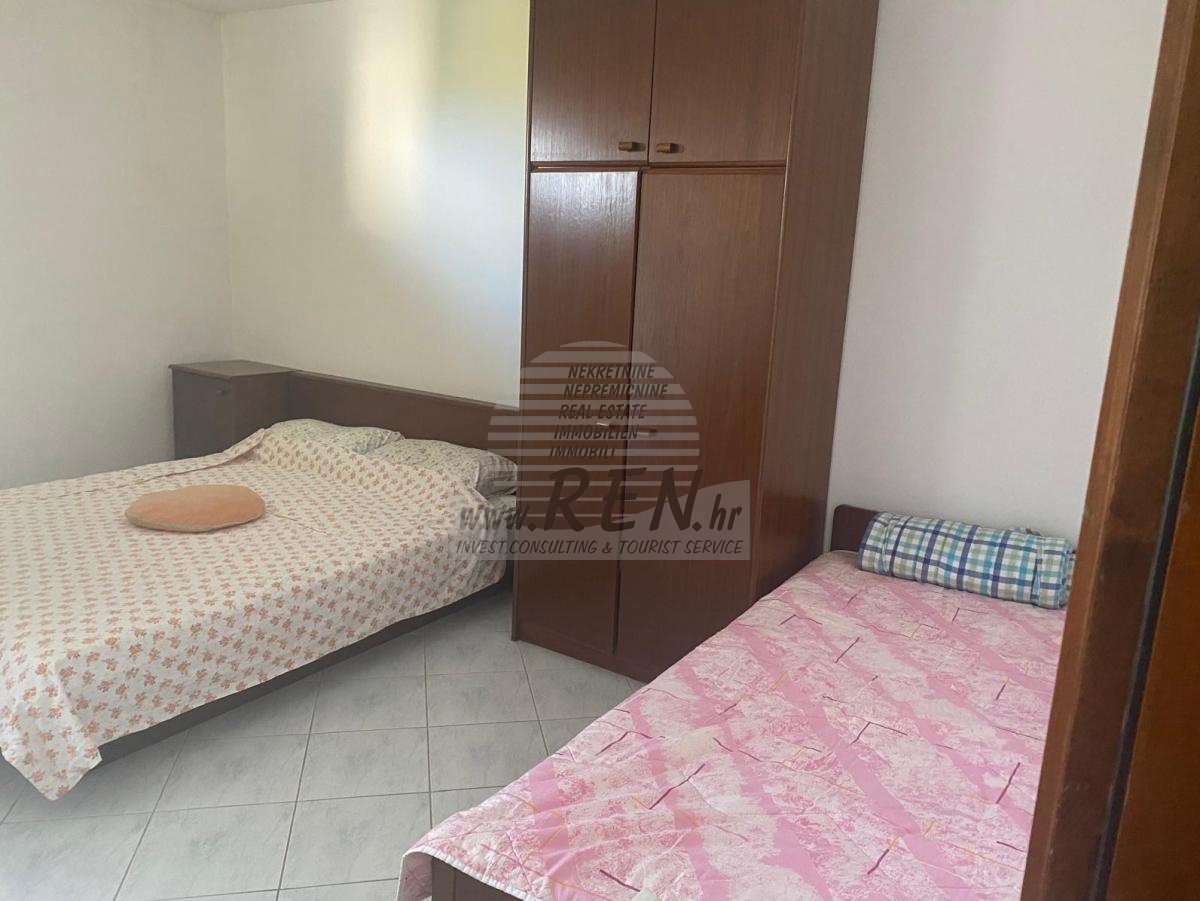 Apartment with Gallery and Sea View – 300 m from the Beach 8