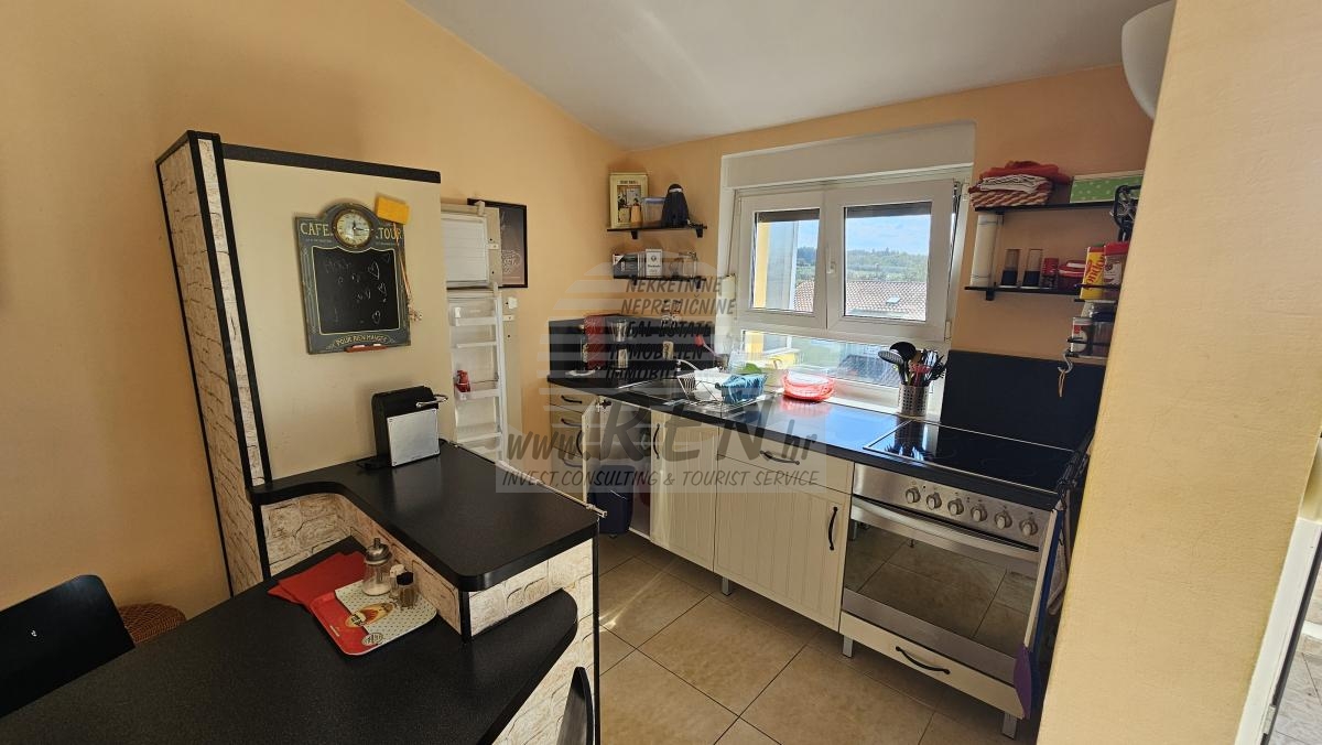 Furnished Apartment with 2 Bedrooms and Sea View 3