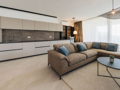 Luxus Immobilien Istrien, Zum Verkauf eine Exklusive Wohnung in Novigrad 3
