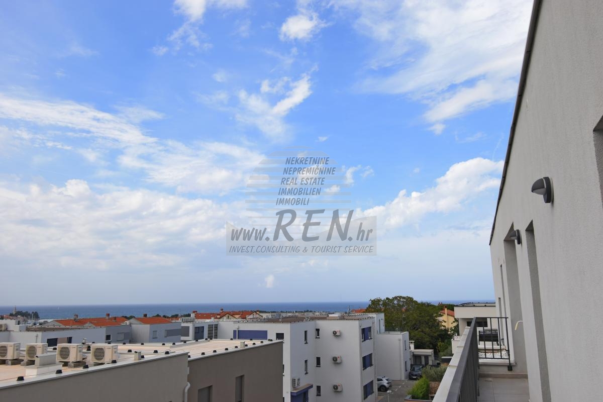 Apartment in Novigrad with a beautiful view of the sea 1