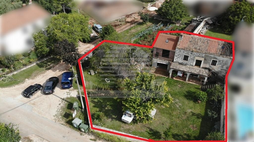 Hiša v okolici Novigrada 2