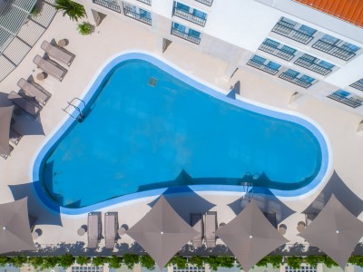 Penthouse in the first row to the sea 19