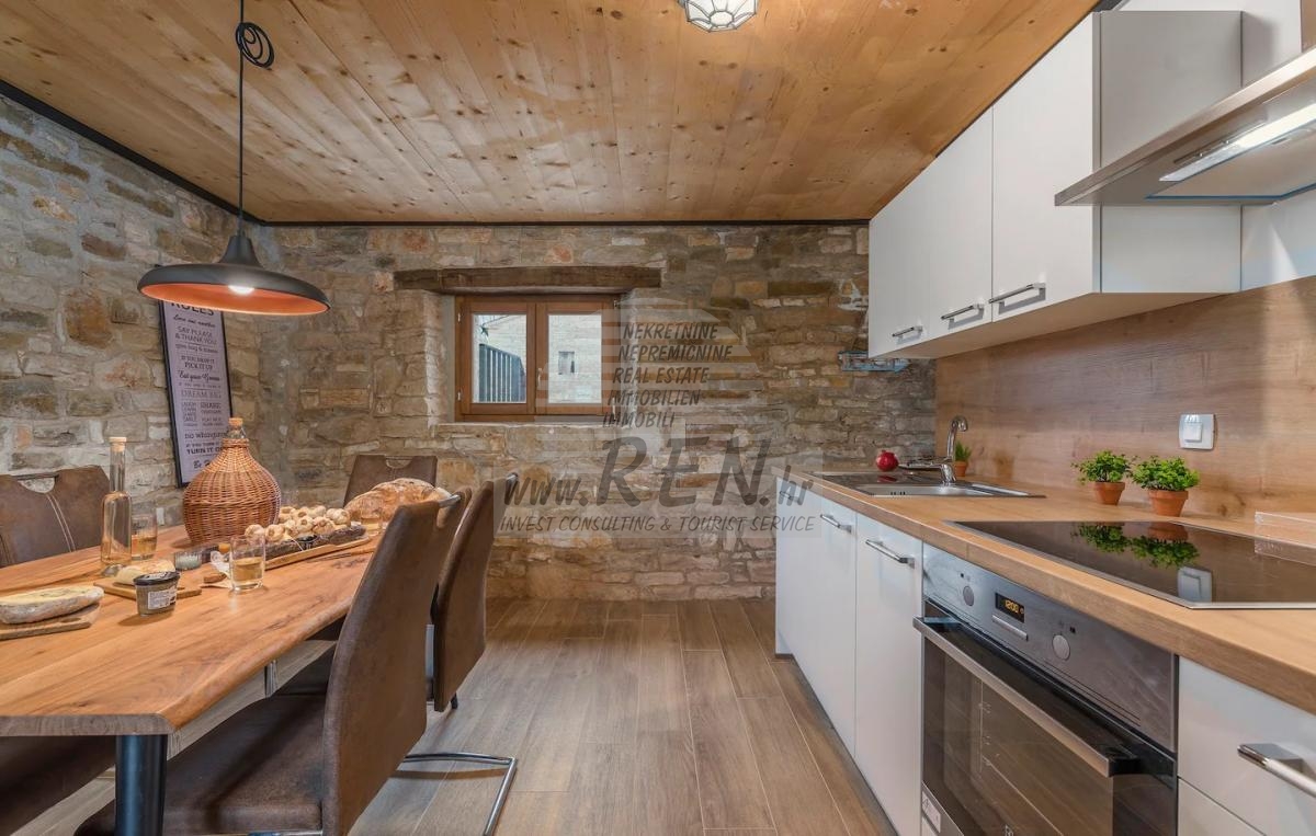 Stone residence for investment 48