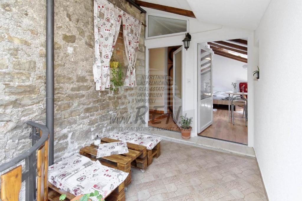 Kuća u nizu blizu poznatih vinarija 8