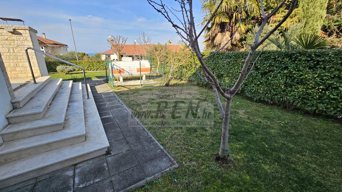 House near the sea with sea view 11