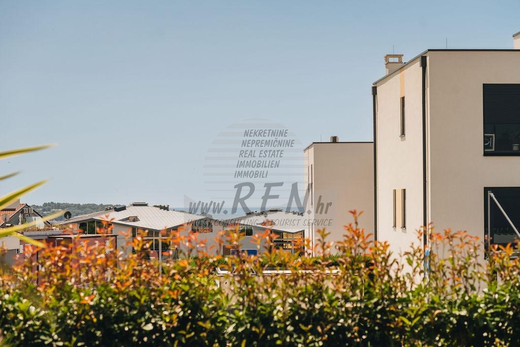 Luxus Immobilien Istrien, Zum Verkauf eine Exklusive Wohnung in Novigrad 24