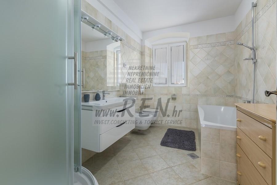 Penthouse in the center of Poreč 23