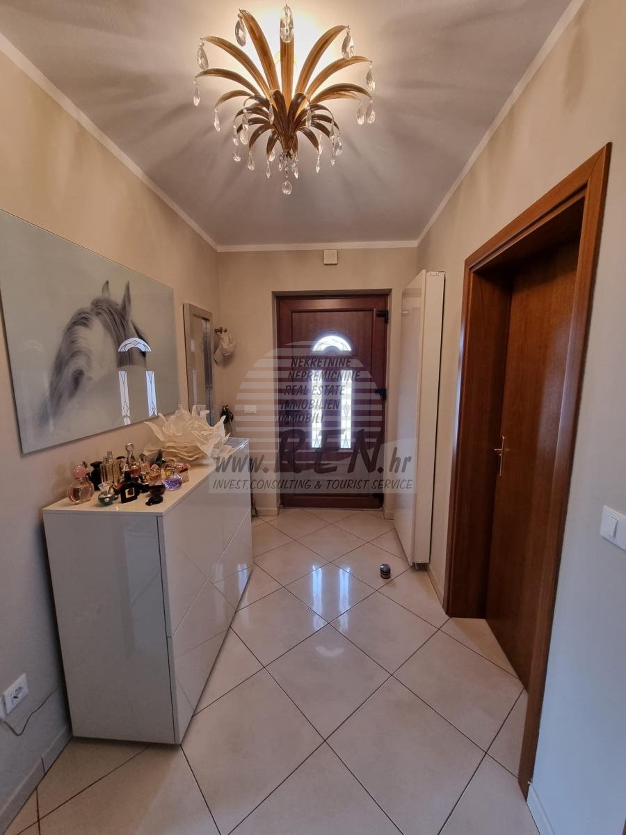 Semi-detached house, fully furnished, 2 km from the sea 9