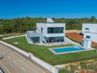 Moderne Villa in der Nähe von Novigrad 10