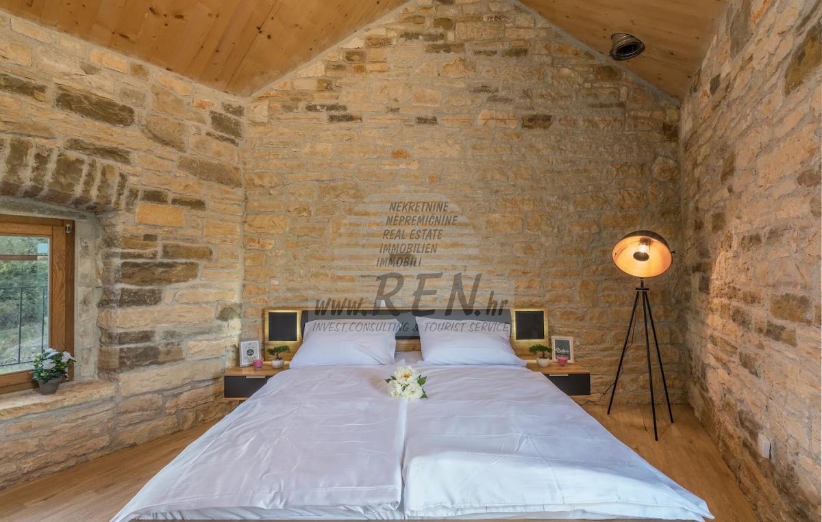 Stone residence for investment 29