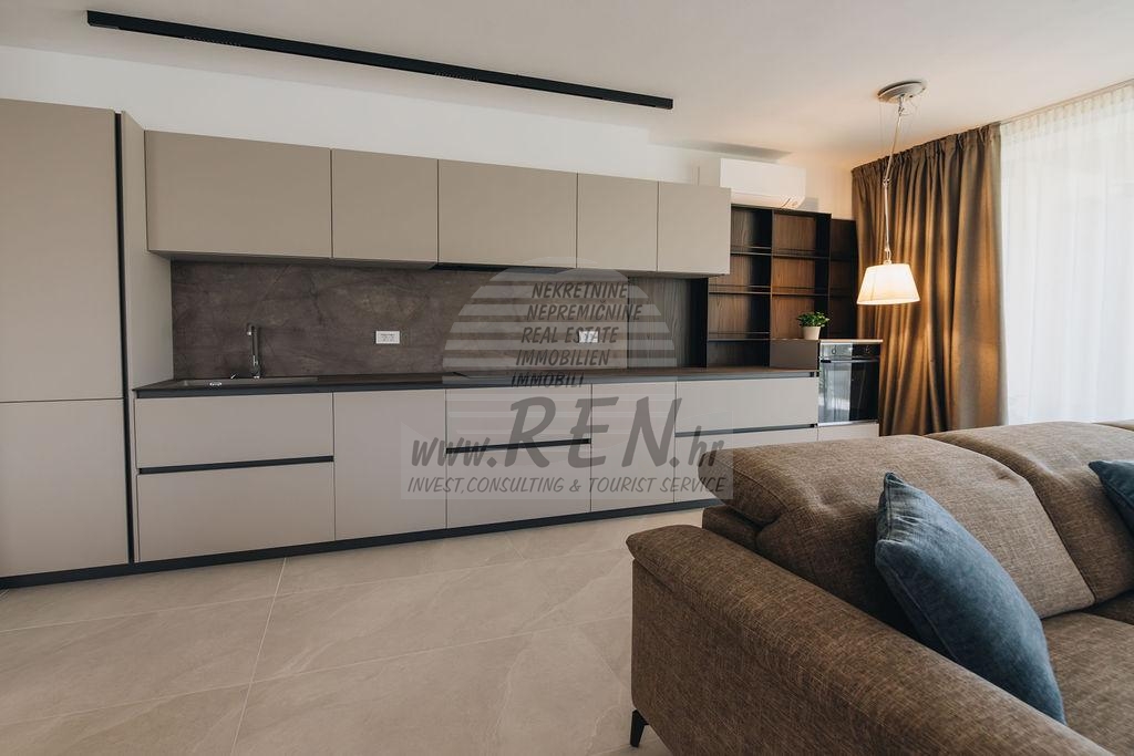 Luxus Immobilien Istrien, Zum Verkauf eine Exklusive Wohnung in Novigrad 4