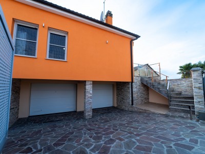 PRESTIGEHAUS MIT POOL – NUR 50 m VOM MEER 9