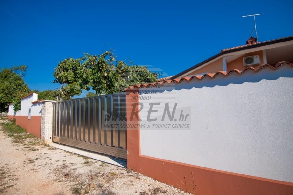House near Umag 16