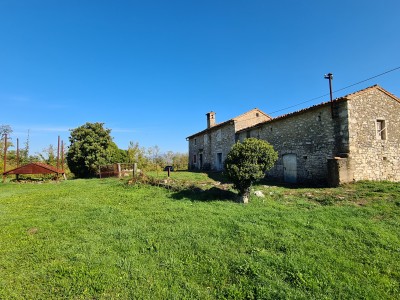 A large Istrian property 10