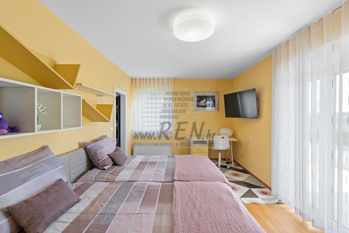 Haus mit Swimmingpool in ruhiger Lage in Novigrad 26