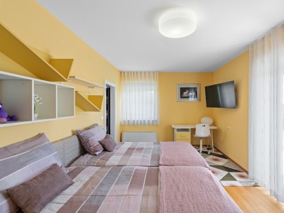 Haus mit Swimmingpool in ruhiger Lage in Novigrad 26