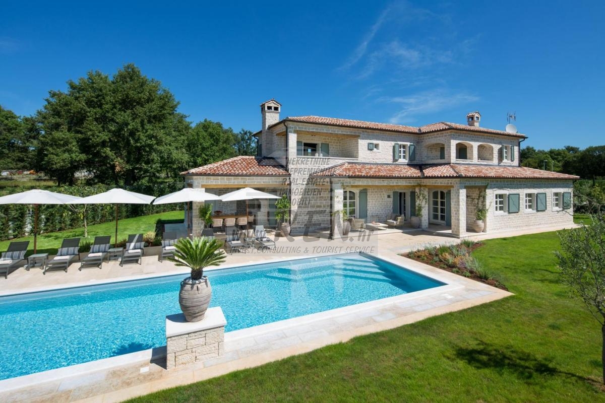 Luxury villa in Rovinj 2