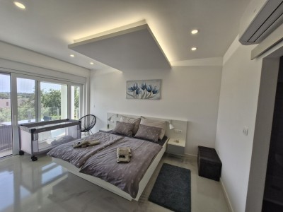 Dom Novigrad 11