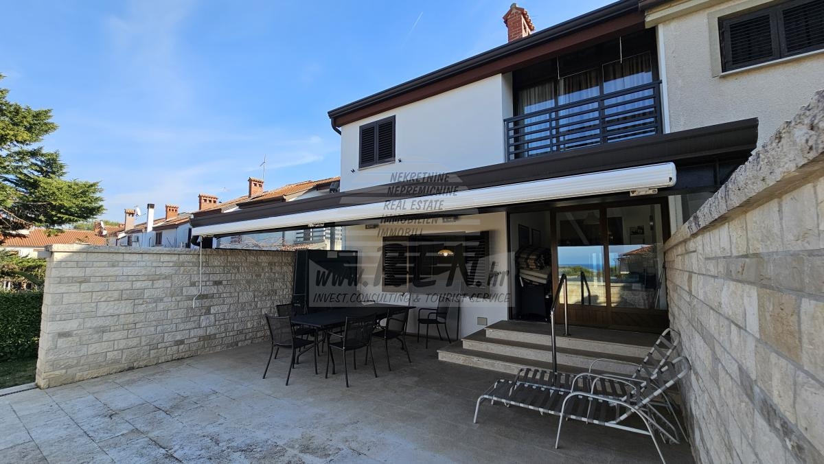 House near the sea with sea view 8