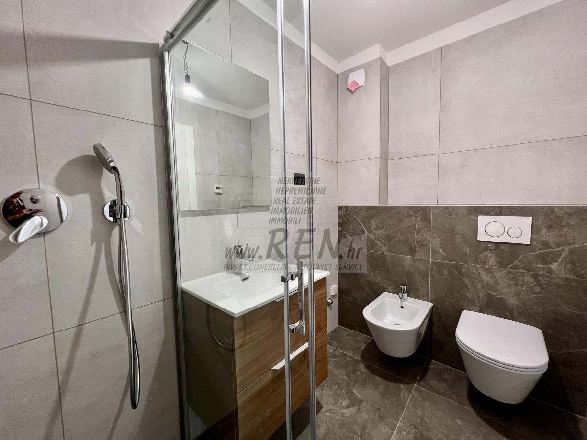 Apartment with a beautiful view of the sea - at the stage of construction 28
