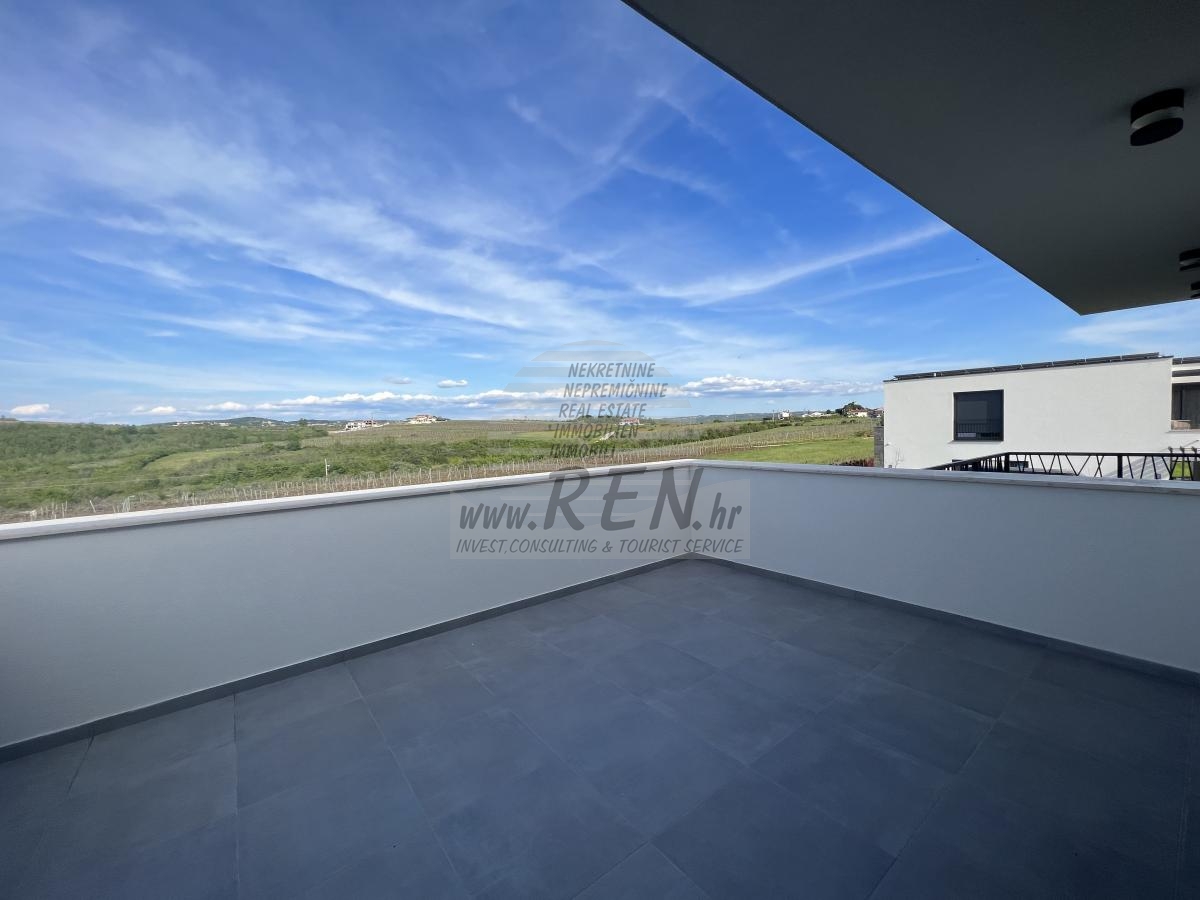 Villa in the vicinity of Novigrad 10