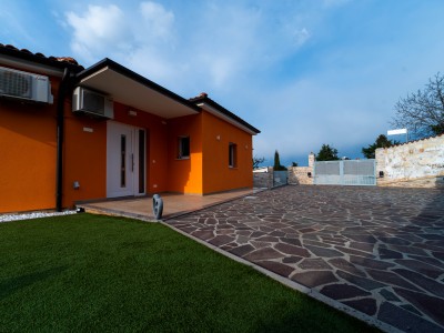 PRESTIGEHAUS MIT POOL – NUR 50 m VOM MEER 7