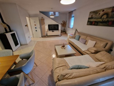 Einfamilienhaus in ruhiger Lage in der Nähe von Novigrad 15