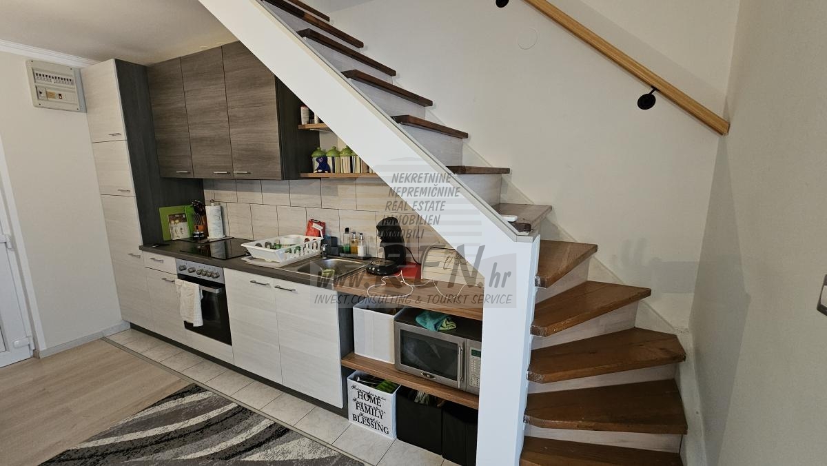 Apartment near Novigrad 8