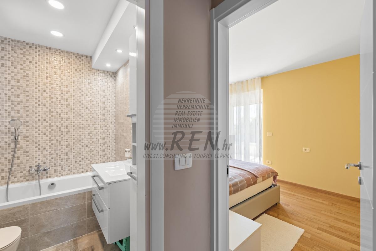 Haus mit Swimmingpool in ruhiger Lage in Novigrad 29