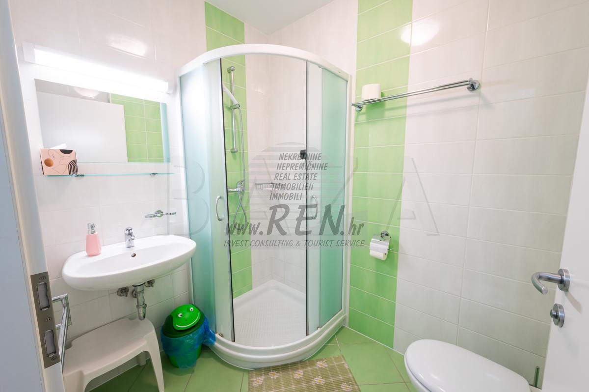 Poslovni prostor, Ljubljana okolica – Rakitna 19