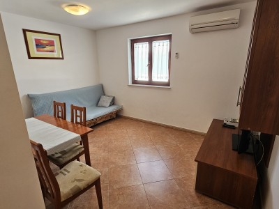 Stan s dva zasebna apartmana, bazenom i pogledom na more 7