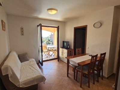 Stan s dva zasebna apartmana, bazenom i pogledom na more 3
