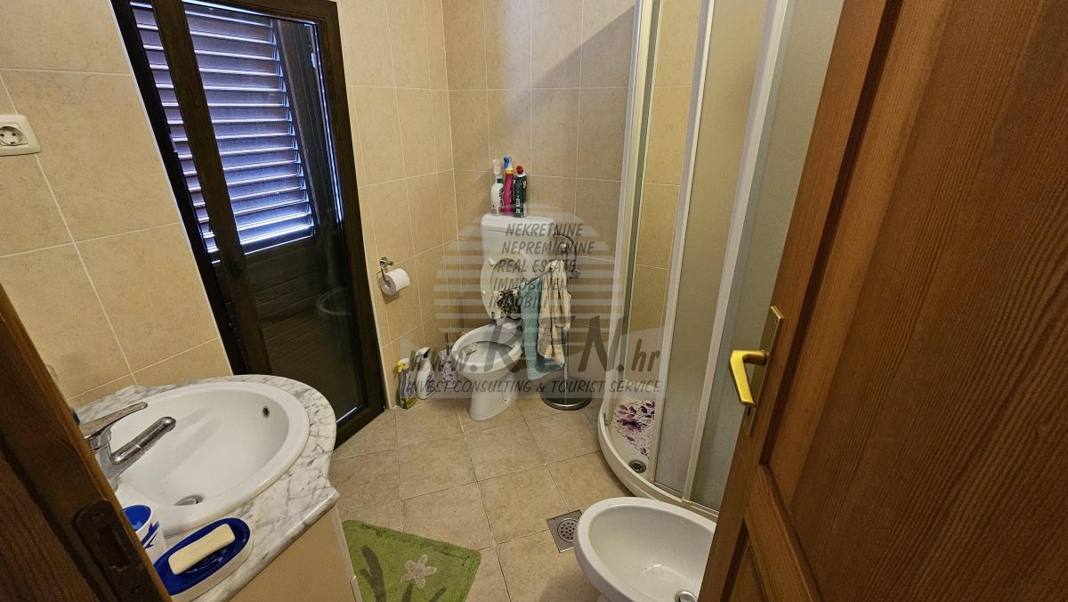 Stone Townhouse with Sea View – Novigrad Old Town 9
