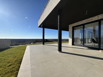Luxury Villa with a unique view in Istria - at the stage of construction 16