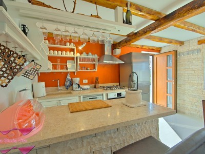House with swimming pool near Brtonigla 25