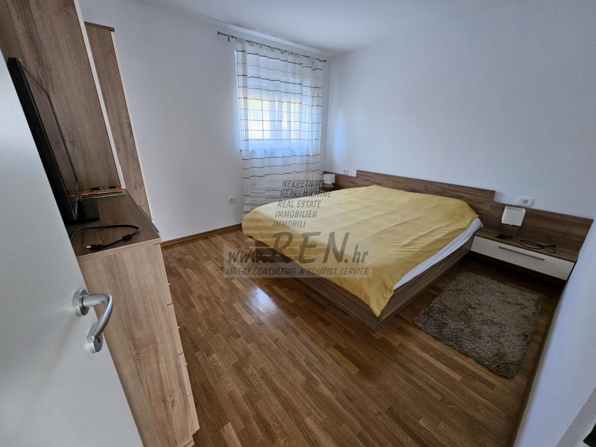 Stan sa vrtom u Novigradu 7