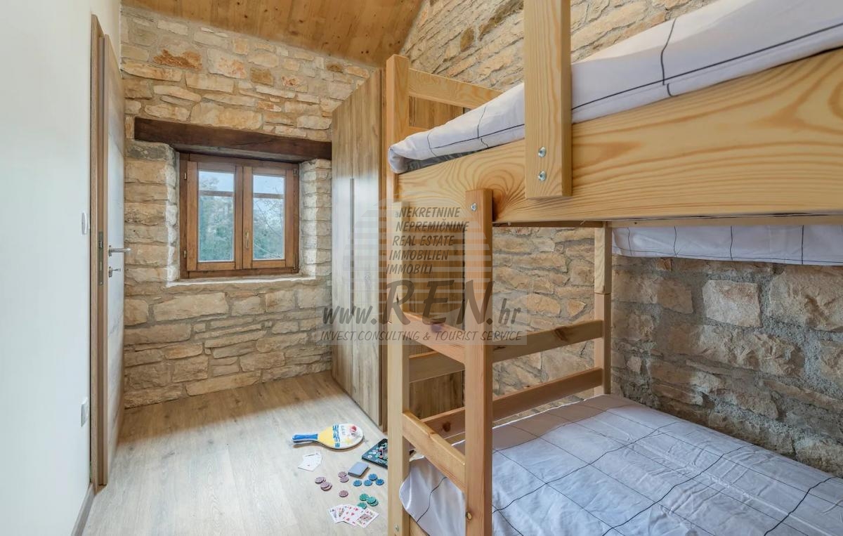 Stone residence for investment 16