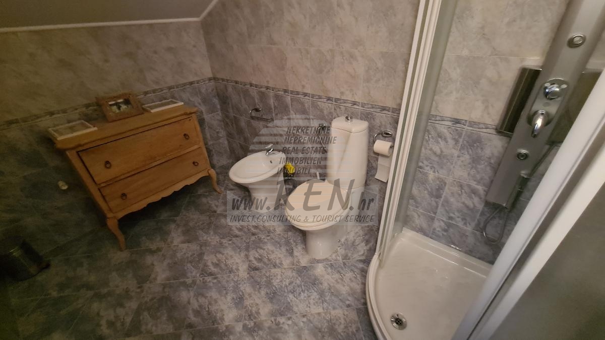 Apartment with sea view in Novigrad 17