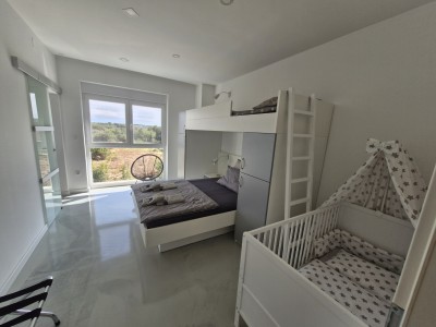 Dom Novigrad 10