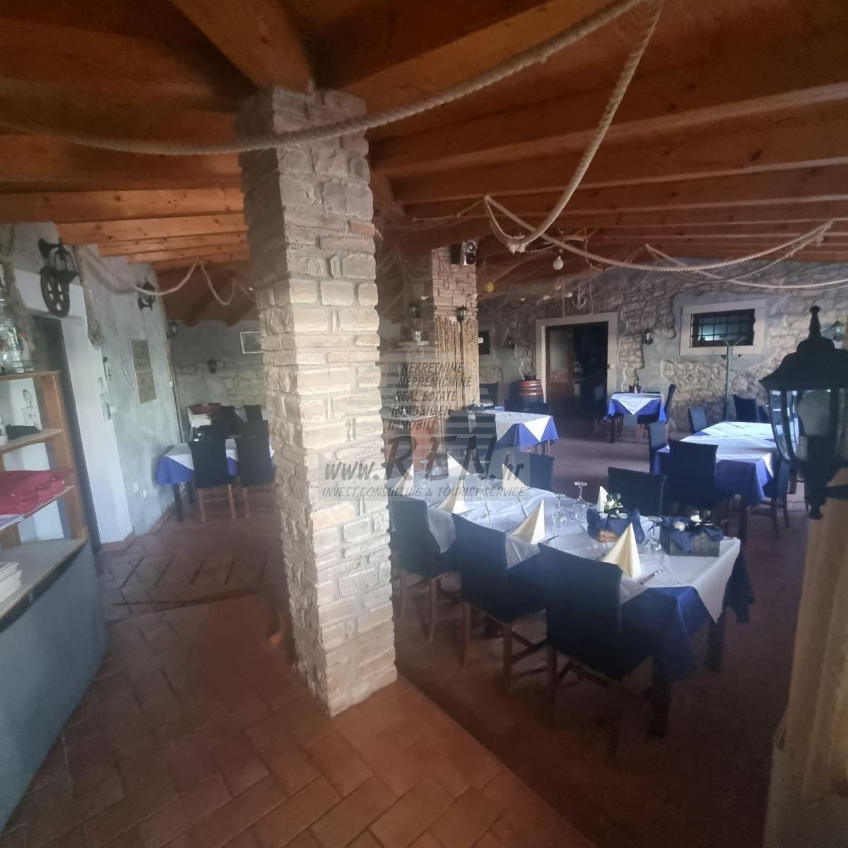 Casa con locale commerciale a Brtonigla 6