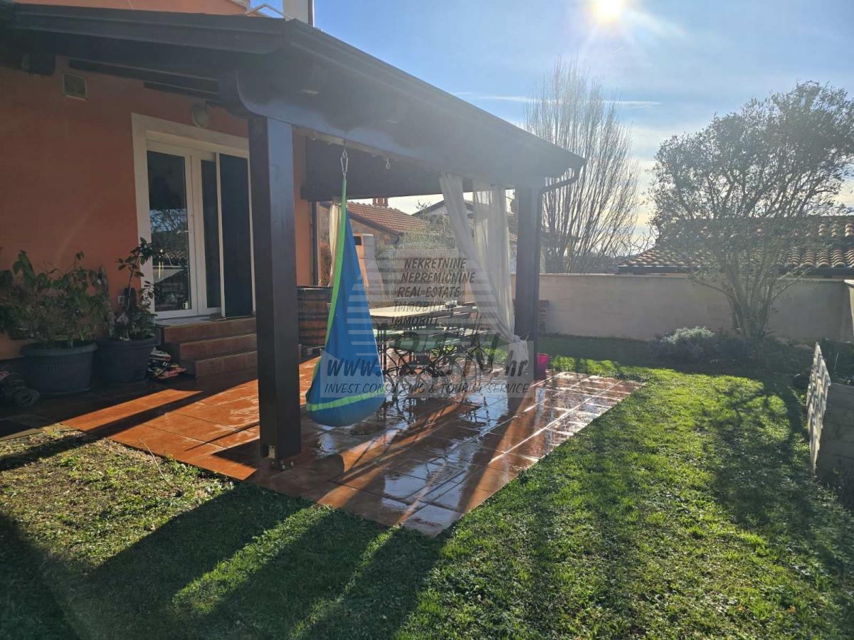 Immobilien Istrien, Wohnung mit Garten zu verkaufen in Markovac, Višnjan 2