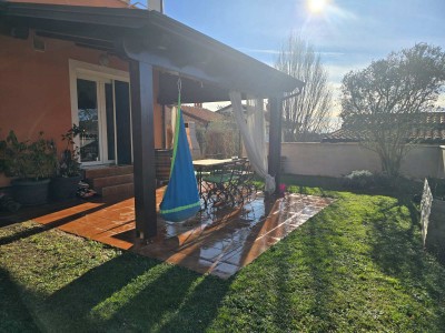 Immobilien Istrien, Wohnung mit Garten zu verkaufen in Markovac, Višnjan 2