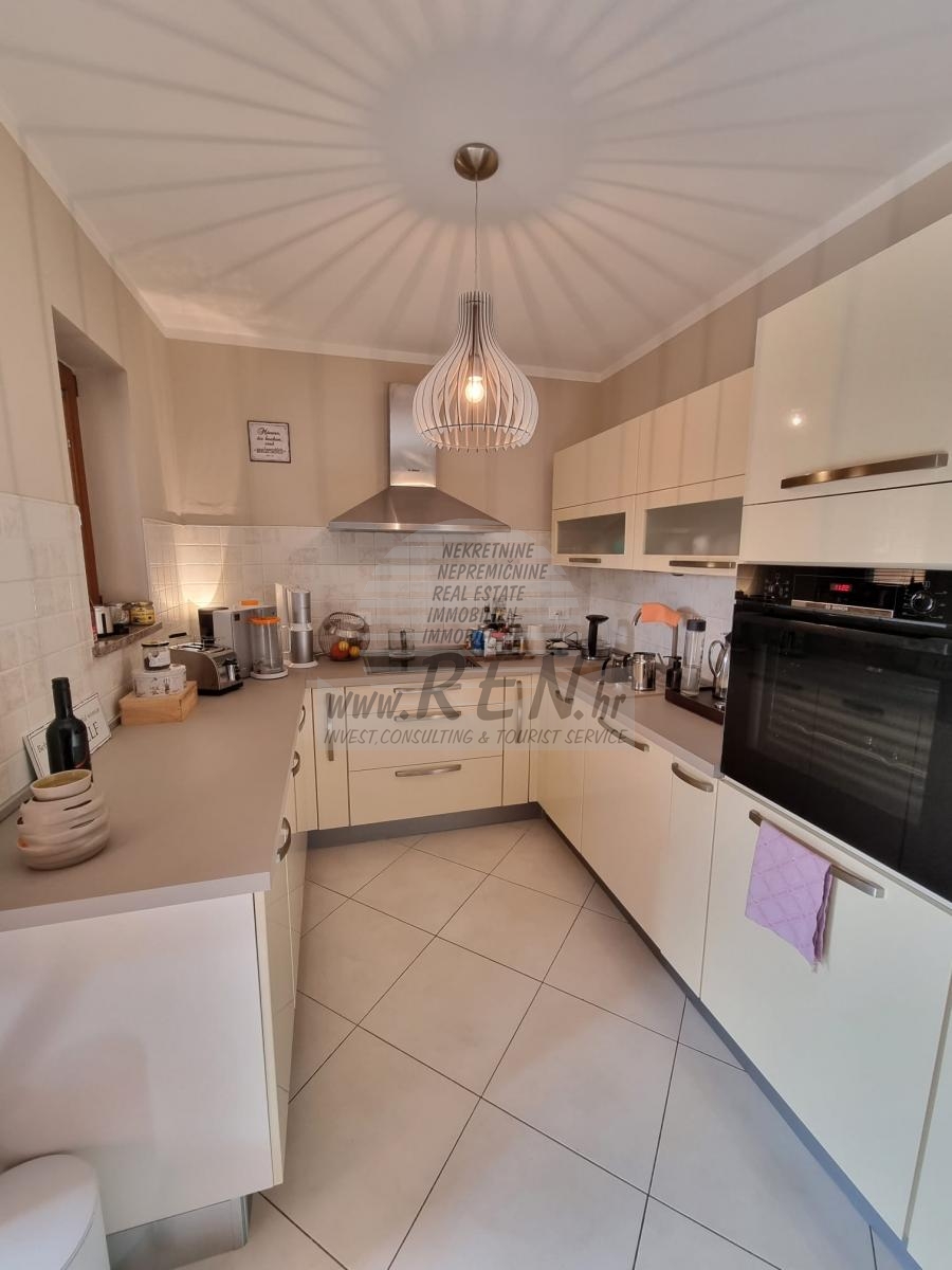 Semi-detached house, fully furnished, 2 km from the sea 3
