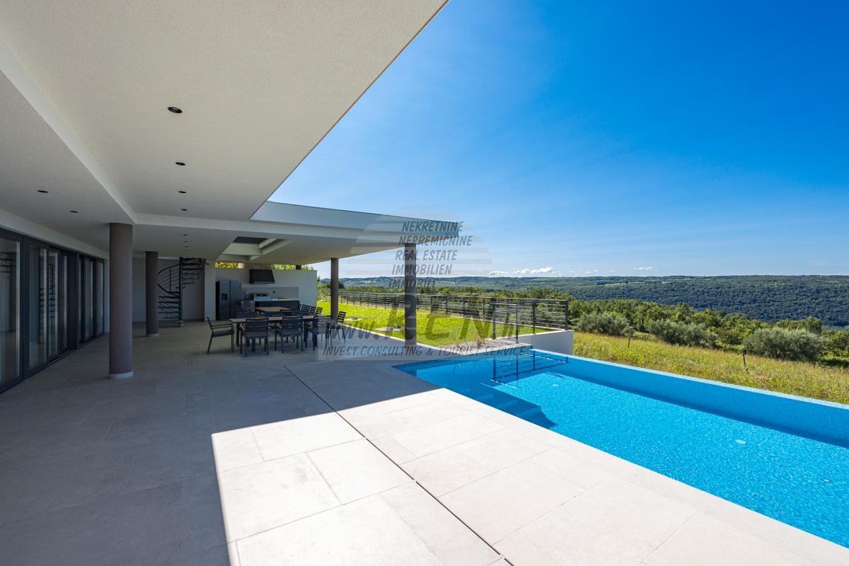 Luxury Villa with a unique view in Istria 4