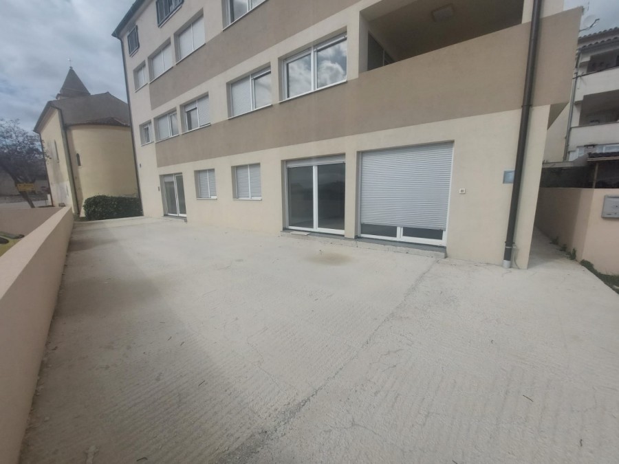 Poslovni prostor Ližnjan 1