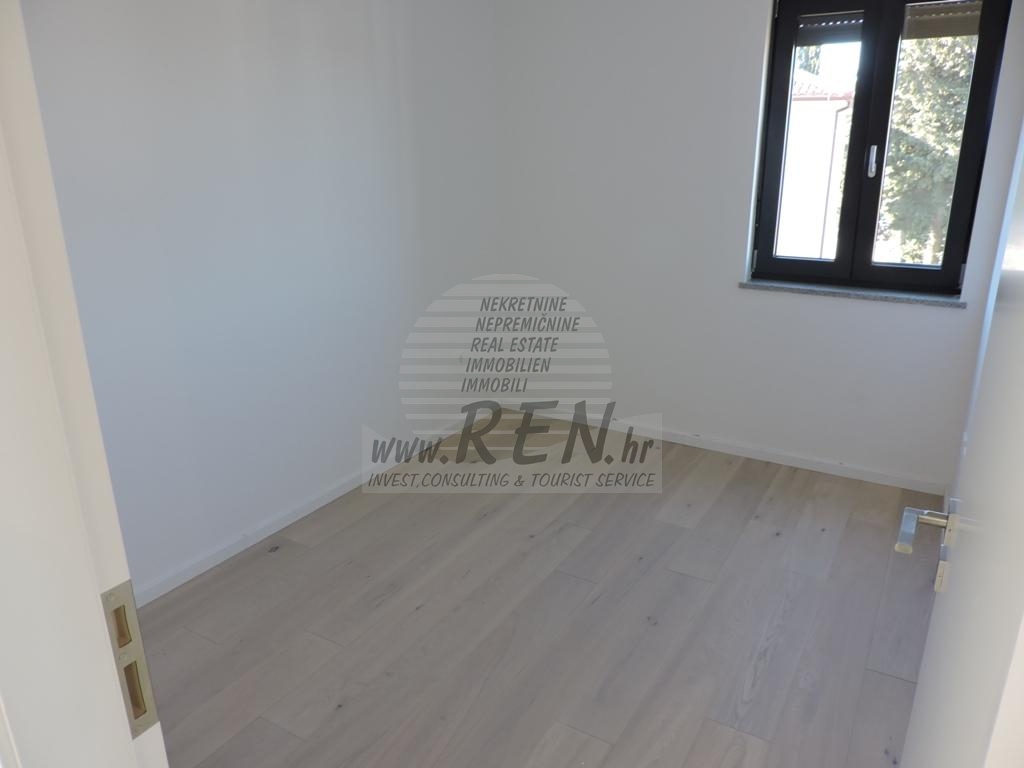 Stan u Umagu sa krovnom terasom  - top lokacija 150 m od mora! 7